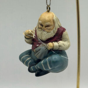 Midwest of Cannon Falls Sitting Santa Claus figurine